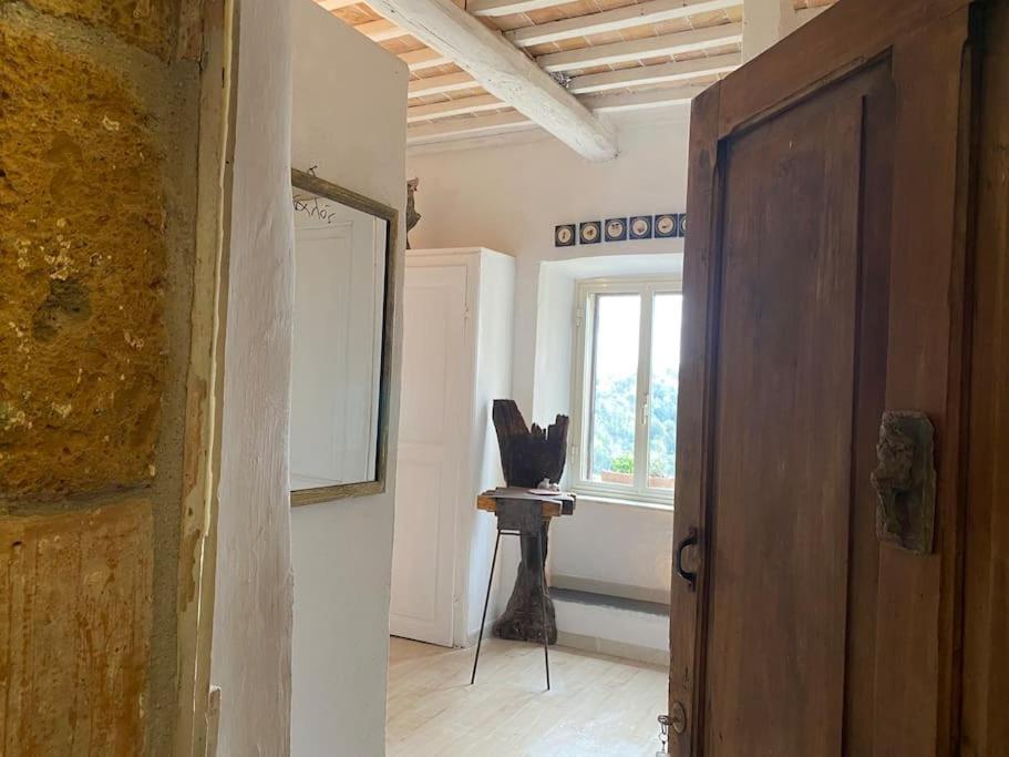 La Sorpresa Sul Bastione With Panoramic Balcony Apartment Pitigliano Bagian luar foto