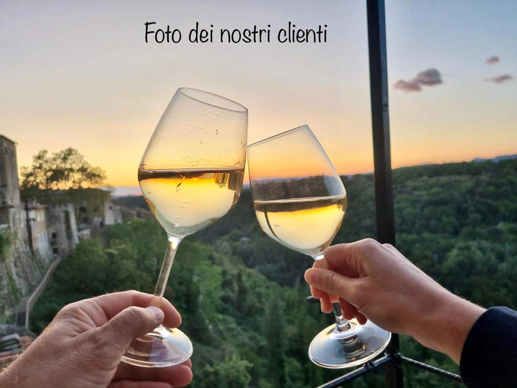 La Sorpresa Sul Bastione With Panoramic Balcony Apartment Pitigliano Bagian luar foto