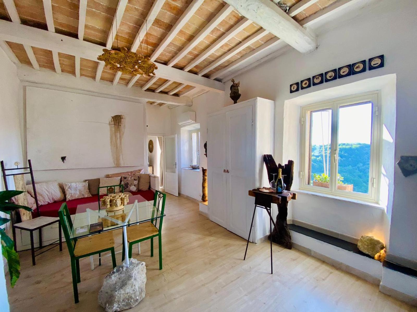 La Sorpresa Sul Bastione With Panoramic Balcony Apartment Pitigliano Bagian luar foto